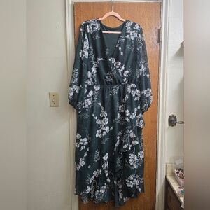 Lane Bryant Dark Green Floral Long Sleeve Dress